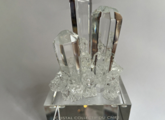 Cristal collectif CNRS 