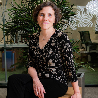 Portrait photo de Pascale Senellart